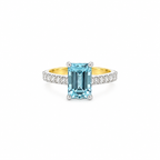 18ct yellow gold and platinum ring featuring a 2.76ct emerald-cut aquamarine with 0.45ct diamond-set shoulders