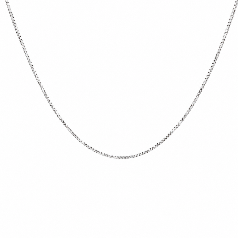 18k white gold box chain necklace, 45cm long and 8.06g, displayed on a white background