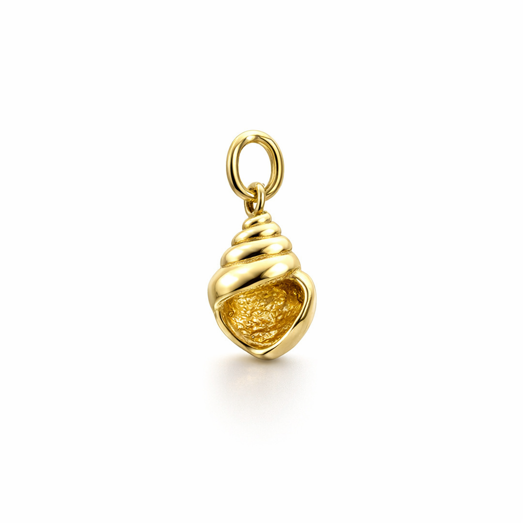 Neptunea Shell Pendant In 18ct Yellow Gold