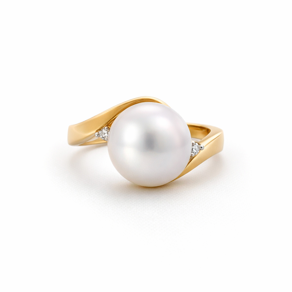 South Sea Pearl And Diamond Ring In 18K Gold