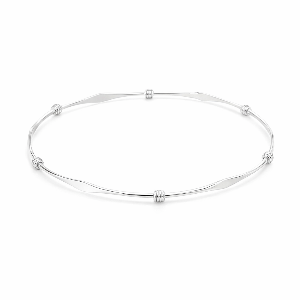 Bangle In Silver With Flattened Fronts
