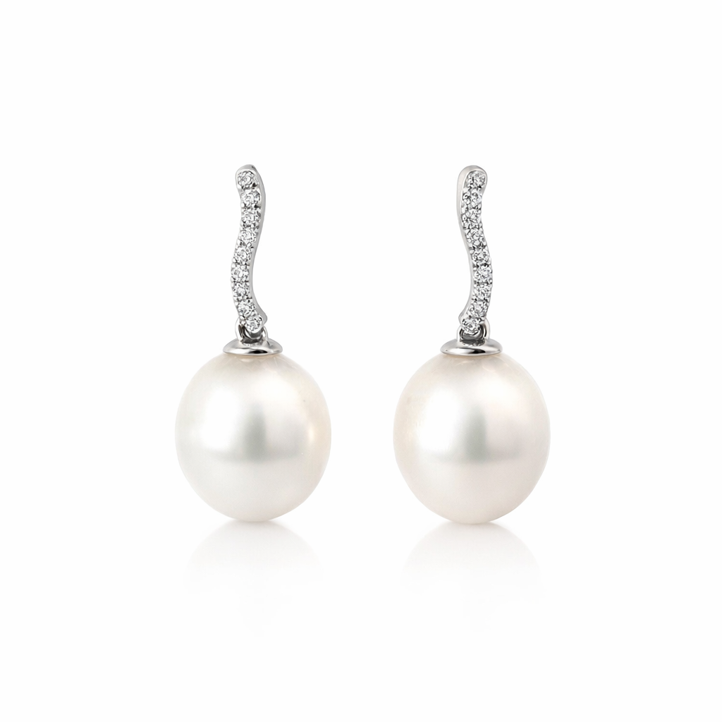 South Sea Pearl Earrings With 18K Diamond Stud